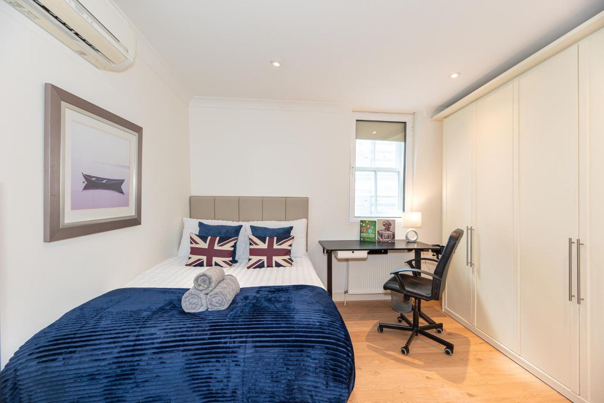 2-bedroom Flat In Embankment A Short Walk Away To Trafalgar Square Near Big Ben, Eye * London